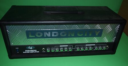 London City Pershing top 100W traanplaat met footswitchaansluiting, showroommodel