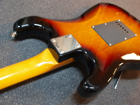 London City Spitfire MKII, Tobacco Sunburst met zwarte slagplaat 