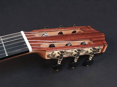 Martinez MC-98C, Cedar bovenblad, Standard Series klassieke gitaar