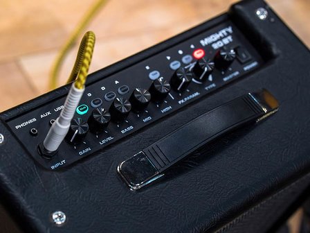 Nux Mighty 20BT versterker voor electrische gitaar, met bluetooth