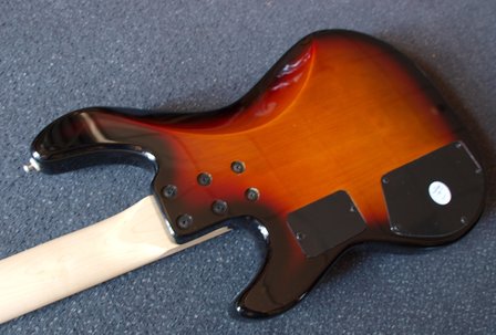 G&amp;L Tribute M2000 3tone sunburst MP, nu met stevige orginele G&amp;L gigbag