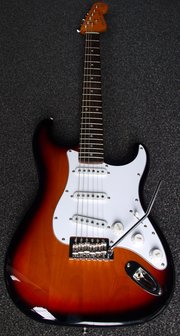 London City Spitfire MKII RW, 3-Tone Sunburst met witte slagplaat