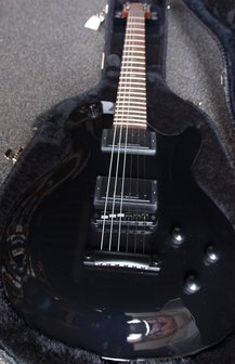 L&acirc;g Imperator I200-BLK Black prototype, uniek exemplaar handbuilt in Frankrijk door de master luthiers van L&acirc;g