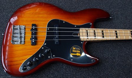 Sire Marcus Miller V7+ Vintage Swamp Ash 4-snarige basgitaar, Tobacco Sunburst, 2nd Gen