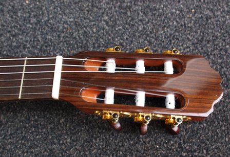 Kremona Fiesta F65CW-TL, Thinline met Fishman element