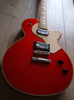 Cort Sunset II Candy Apple Red