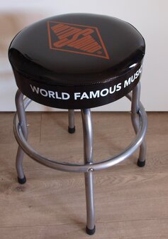 Rotosound kruk ca 60 cm hoog, met 33 cm diameter logo kussen