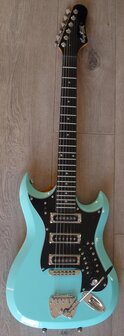 Hagstrom HIII Original Tremar, Aged Sky Blue