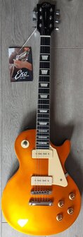 EKO VL480 GTV LesPaul-model Aged Gold Sparkle P-90