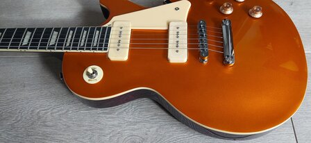 EKO VL480 GTV LesPaul-model Aged Gold Sparkle P-90