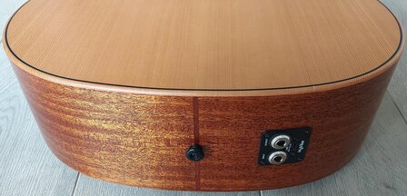 L&acirc;g Tramontane Hyvibe 10 Satin, Smart Guitar 