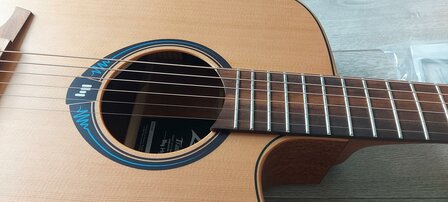 L&acirc;g Tramontane Hyvibe 10 Satin, Smart Guitar 