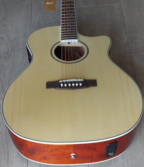 Cort Folkgitaar GA-MEDX open pore, electro akoestisch