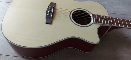 Cort Folkgitaar GA-MEDX open pore, electro akoestisch