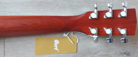 Cort Folkgitaar GA-MEDX open pore, electro akoestisch