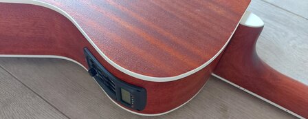 Cort Folkgitaar GA-MEDX open pore, electro akoestisch