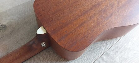 Cort Folkgitaar, Earth Mini Traveller, Open Pore met gigbag, kleiner model (3/4)