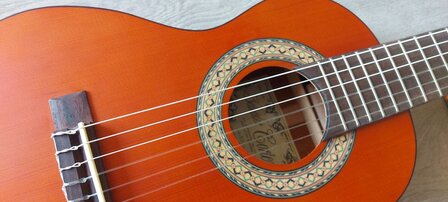 Salvador Cortez Iberia Series Luna PA classic guitar solid Canadian cedar top + sapele
