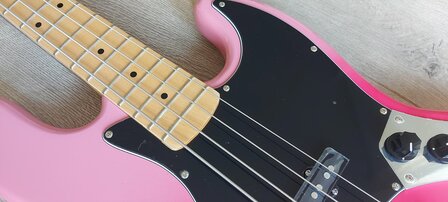 SX Modern Series JB style electric bass guitar with gigbag, pink twilight