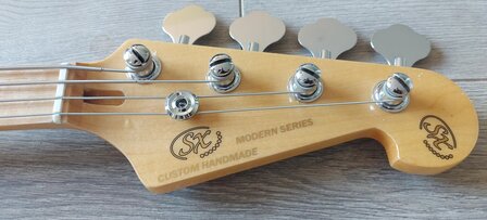 SX Modern Series JB style electric bass guitar with gigbag, pink twilight