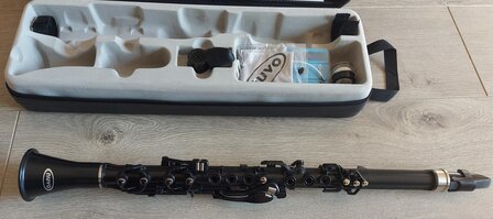 Nuvo Clarineo, zwart zilver