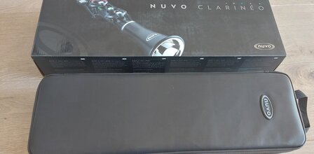 Nuvo Clarineo, zwart zilver