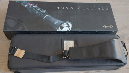 Nuvo Clarineo, zwart zilver