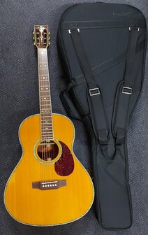 Crafter TA080/AM, Acoustic parlor guitar, solid Sitka spruce top