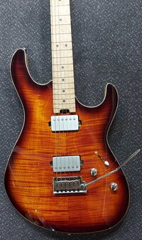Cort G290 FAT Boutique Antique Violin Burst