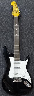 Washburn Sonamaster Series Black nu met hoes, kabel, riem en Cort 30W versterker