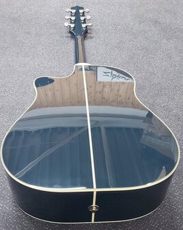 Takamine LTD-2021 Bluerose limited edition met koffer, laatste exemplaar en is op voorraad