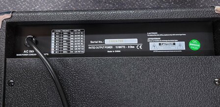 SX BA1565 elektrische basgitaarversteker