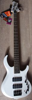 Sire Marcus Miller M2+ 4-snarig, White Pearl, 2nd Gen