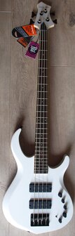 Sire Marcus Miller M2+ 4-snarig, White Pearl, 2nd Gen