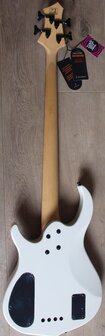 Sire Marcus Miller M2+ 4-snarig, White Pearl, 2nd Gen