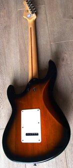 Cort G110 e-gitaarpakket Tobacco sunburst met Cort CM15 combo versterker