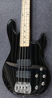G&amp;L Tribute M2000 Black met maple toets