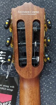 Salvador Cortez Iberia Series Luna stage guitar Fishman Clasica II