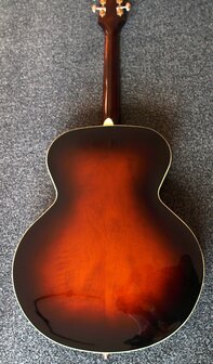 The Loar Archtop Acoustic Guitar VS LH-600-VS met element