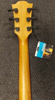 L&acirc;g Tramontane T70 Auditorium met cutaway, electro-akoestisch, Brownburst