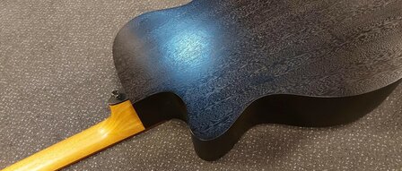 L&acirc;g Tramontane T70 Auditorium met cutaway, electro-akoestisch, Brownburst