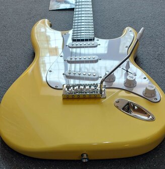 Eko S300CRM Strat, Cream e-gitaarpakket
