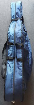 Blauwe gevoerde hoes met diverse vakken voor 3/4 cello