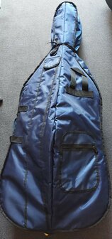 Blauwe gevoerde hoes met diverse vakken voor 3/4 cello