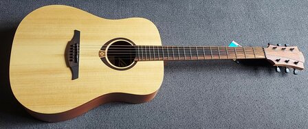 L&acirc;g T70D Tramontane dreadnought, naturel