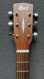 CORT Earth Open Pore startersset met div accessoires waaronder een zwarte gigbag