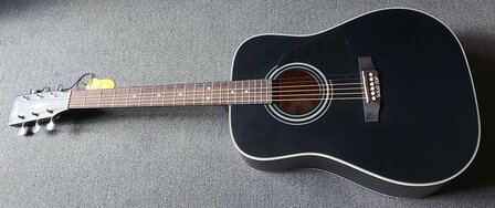 Cort Folkgitaar Earth 70, Black Satin Dreadnought met massief bovenblad