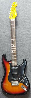 London City Spitfire MKII, Tobacco Sunburst met zwarte slagplaat 