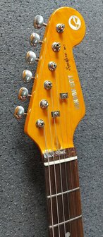 London City Spitfire MKII, Tobacco Sunburst met zwarte slagplaat 