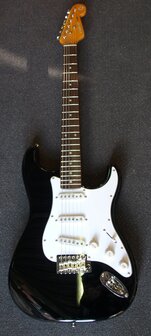 London City Spitfire MKII RW, Zwart met witte slagplaat 